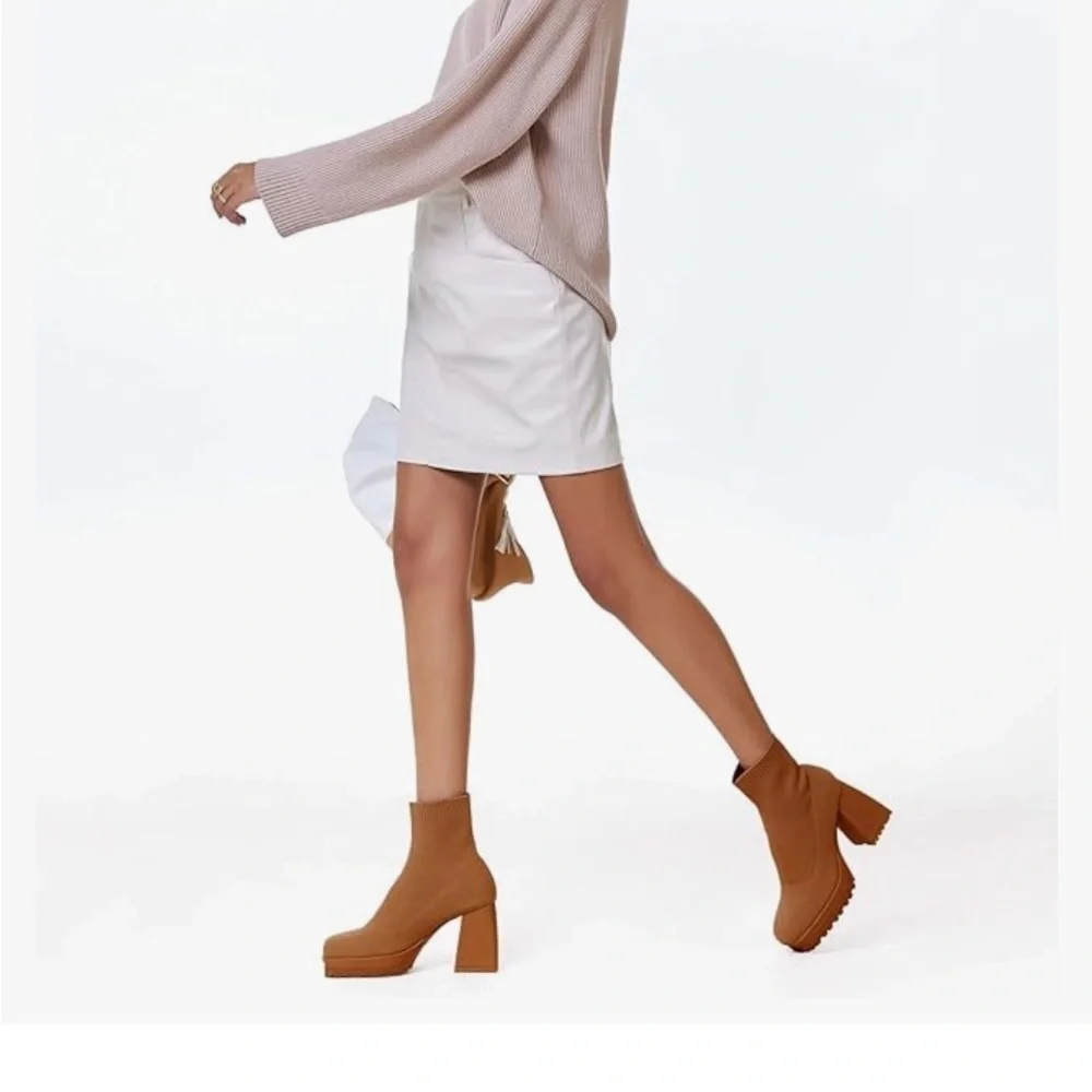 NEW Sock Boots Platform Chunky Heel Booties Square Toe Slip size 8